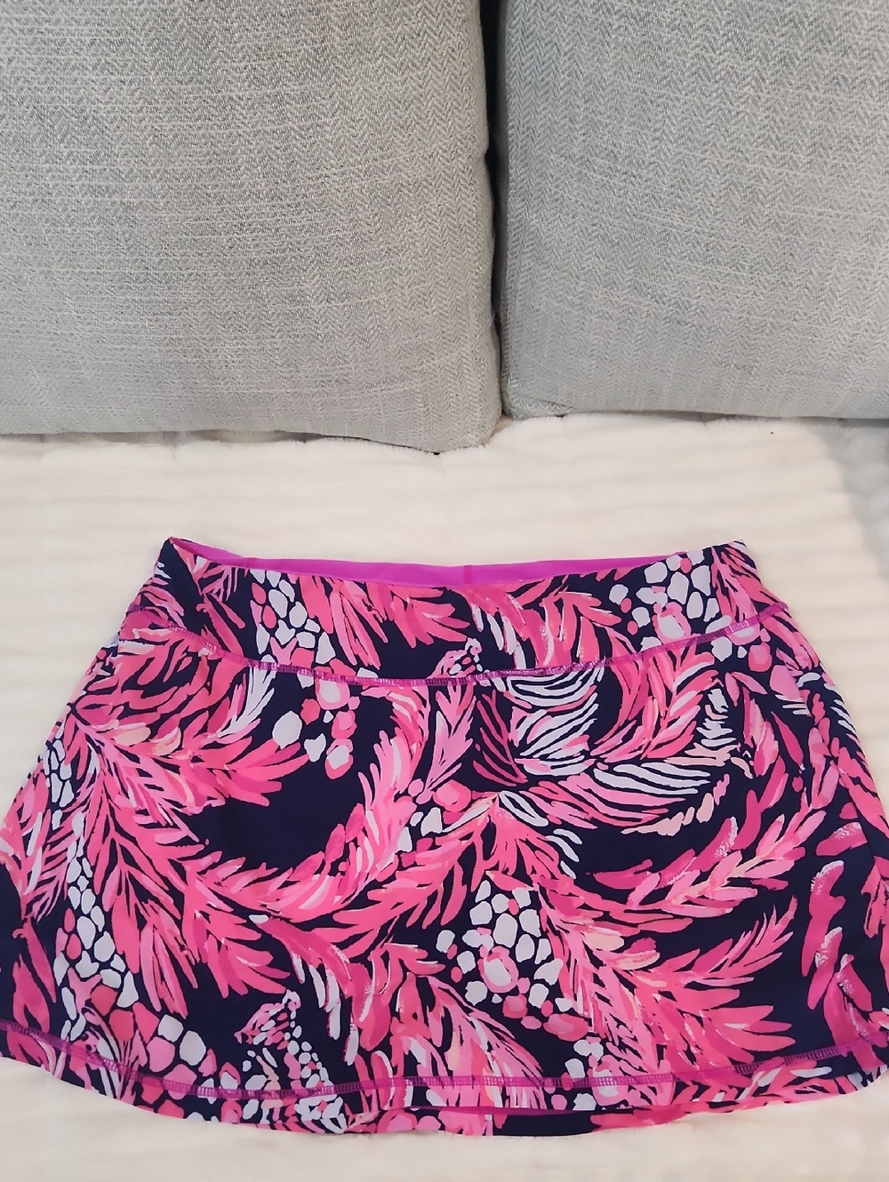 Lilly Pulitzer Bright Fuchsia Athletic Leggings